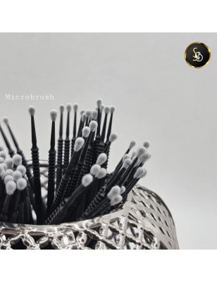 Microbrush per pulire le pareti laterali dell'unghia